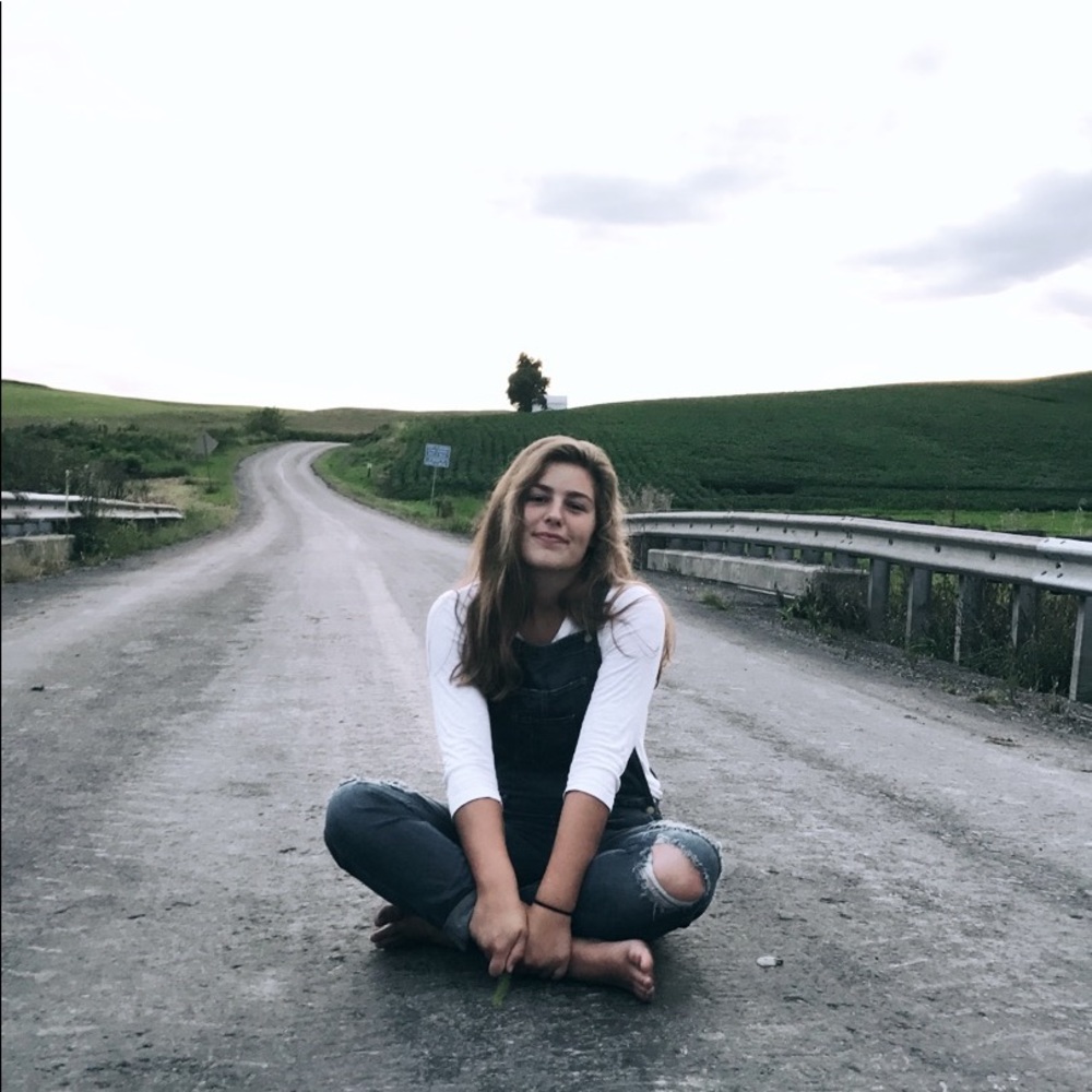 Meet your Posher, Leah